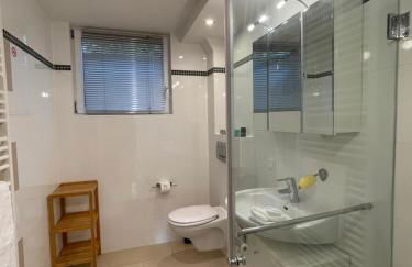 4 bedrooms, 2 bathrooms, kitchen, terrace - 10 min to fairground - Foto 4