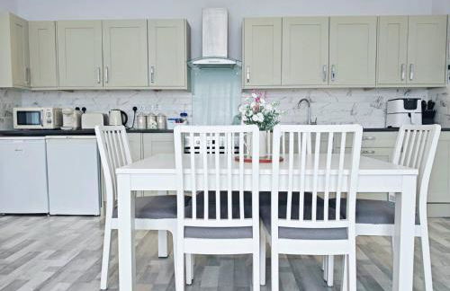 Bungalow Step Free Access - Close To The Beach - Photo 11