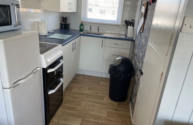 2-bed Seaside Retreat - Sleeps 4 & Parking - Foto 6