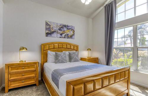 Large Home-Private Pool, Spa, and Pet Friendly Sleeps 12 - Foto 37
