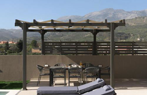 Venerato Villas Ampela & Apolonia, with Pool, Spa Whirlpool & Heritage, By ThinkVilla - Foto 15