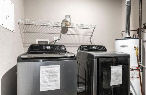 Peaceful Modern Home near Avon - Foto 34