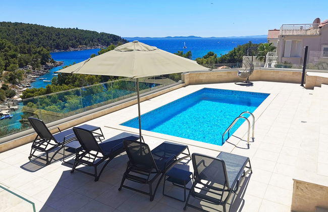 Beachfront villa Senses for 12 in Milna - Foto 53