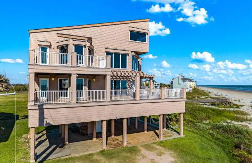 Oceanfront Galveston Beach House Steps to Sand! - Foto 42