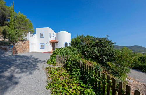 Charming villa with pool, Can Toni Mateu. - Photo 3