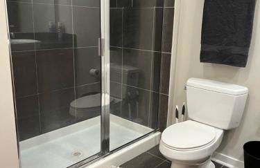 Uptown Townhouse Studio Apartment -WiFi-10 min walk to Spectrum Center - Foto 12