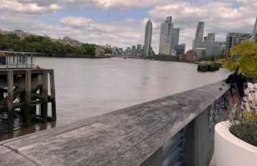 Central London with Balcony Zone 1 - Family Stay London - Foto 32