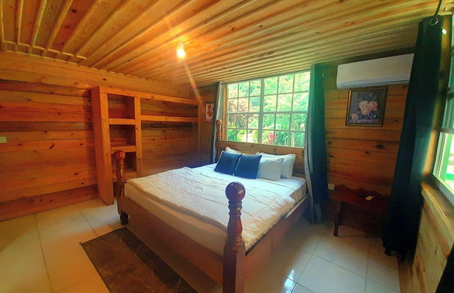 Pinard's Mountain Resort - Cottage 7 - Photo 3