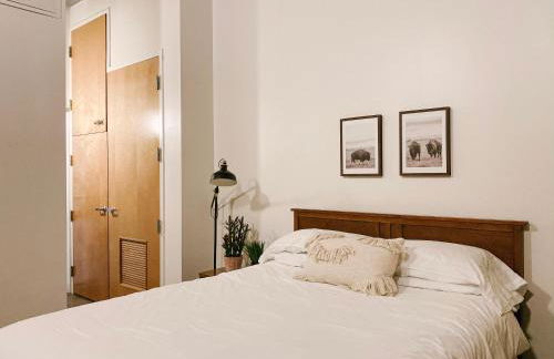 Modern Loft w/ View - Foto 13