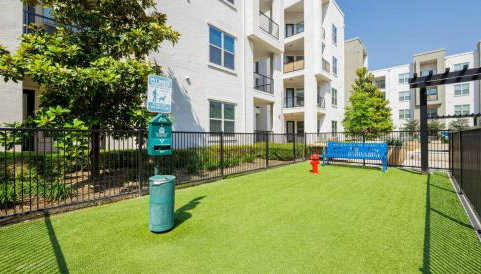 Tranquil 2BR I Pool I Gym I Parking I Workspace - Foto 5