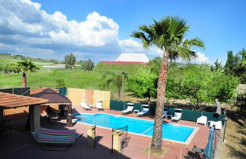 Villa Gioiosa Vacation in Sicily with private fenced pool & hydro-massage Please read, leggete, Host info before requesting - Foto 16