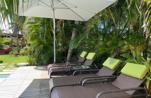 Casa de Praia em Interlagos - 4 suítes a poucos metros do mar - Foto 37