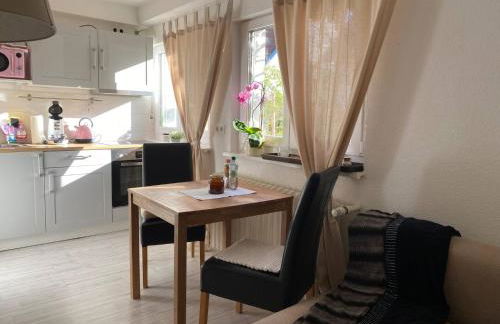 Moderne Souterrain-Oase in Top-Lage - Foto 1