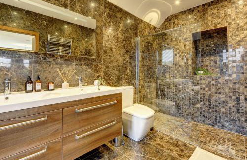 The Farm House - Photo 56