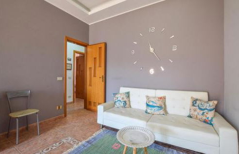 Nice Apartment In Marina Di Caronia - Foto 10