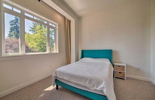 Spacious Lake Stevens Home with Fire Pit, Patio - Foto 31