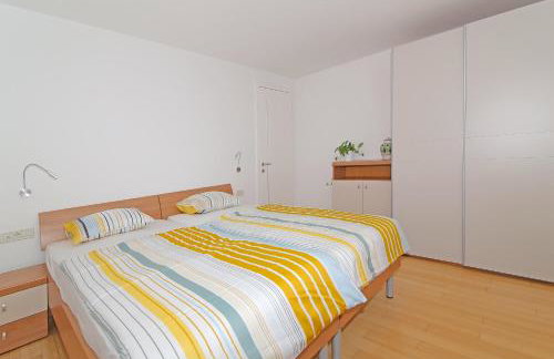 Abelia, two terraces, hot tub, free parking - Foto 35