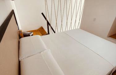 Apartamento 01 · 1Km Bus Station/2.5Km Airport/Air Cooler - Foto 7