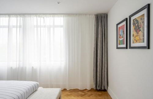 Luxurious City Centre Apartment in Chelmsford with Sky TV, Sports, Movies & Netflix - Foto 11