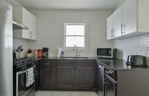 Communal Crashpad-City Card for local biz discounts - Foto 43