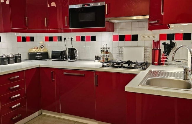 Apartment in Zyrardow 10min to Suntago - Photo 13