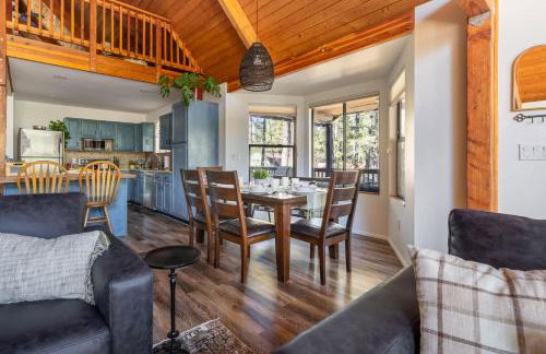 Cozy Chalet in the Pines - Foto 14