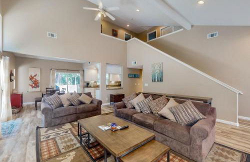 Creekside & Cozy - Foto 3