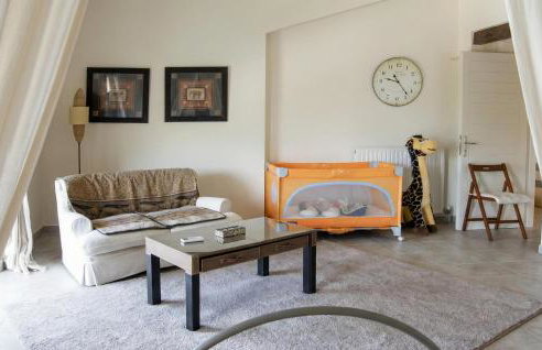 Awesome Home In Kamena Vourla - Foto 35