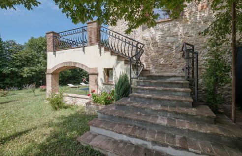 Nice Apartment In Avigliano Umbro - Foto 10