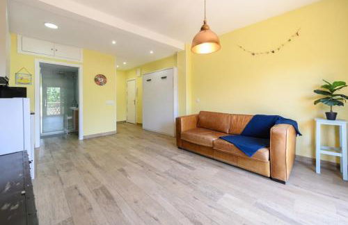 Studio with balcony Everything you need Temporary AMA144 - Photo 43