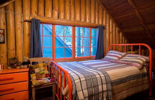 Romantic Log Cabin Rental with Hot Tub near Mount Hood, Oregon - Foto 23