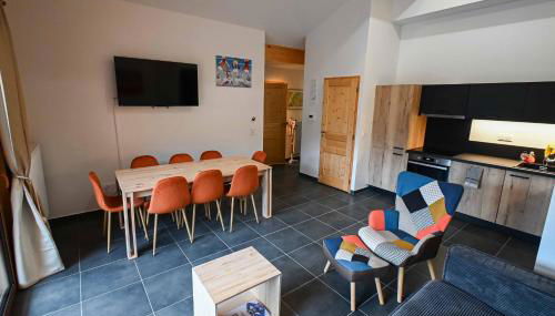 Dans résidence neuve LE SNOW ROC sur les pistes, appartement 8 personnes 2 chambres et coin montagne avec Terrasse WIFI et SAUNA - Foto 3