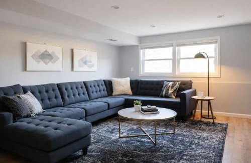 Private Oasis with Spacious Backyard - Foto 19