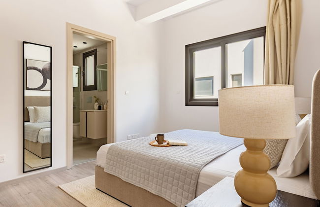 Sanders Eduardovich Limassol - Foto 3