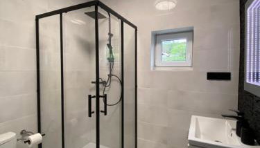 Domek Pod Gwiazdami Bieszczady - Foto 4, Shower