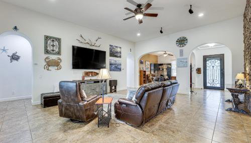 Poolside Relaxation Queen Creek Oasis with Fire Pit - Foto 5