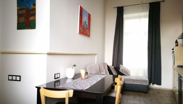 2 Bedroom Apartment near Town Hall - Foto 4, Servicio de comidas en la habitación