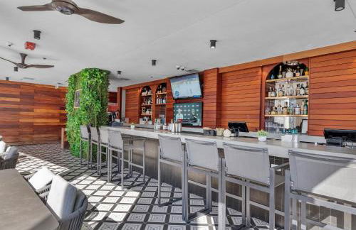 MVR - SupErhost Stay 10 Yrs of 5-Star Service - Foto 27