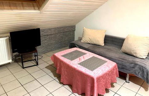 Ruhiges Apartment, Parkplätze & gute Anbindung City, Messe, Autobahn - Foto 8