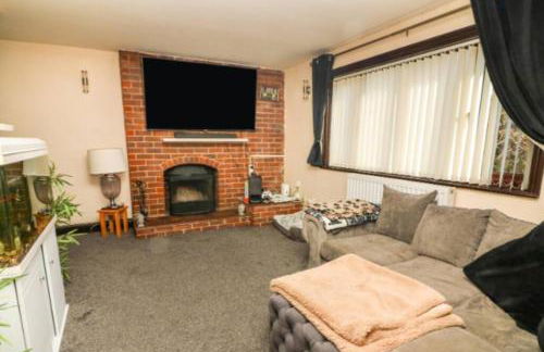 Pet Friendly Home in Chelmsford-Hot Tub-Sleeps 6 - Foto 13