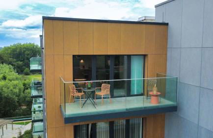 Stylish Essex Apartment, Balcony & Scenic Views - Foto 1