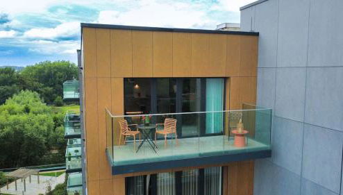 Stylish Essex Apartment, Balcony & Scenic Views - Foto 1