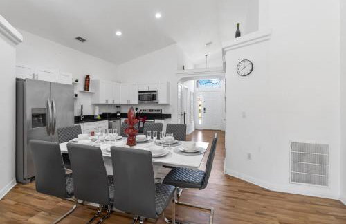 4/2 Private Pool House Near all Famous Attractions!!! - Foto 9