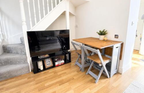 3BR Thames Retreat | Heathrow 10min | Train 5min - Foto 5
