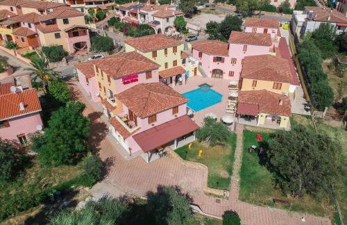 ISA - Residence with swimming pool in Sos Alinos, apartments with air conditioning and private outdoor area - Foto 22