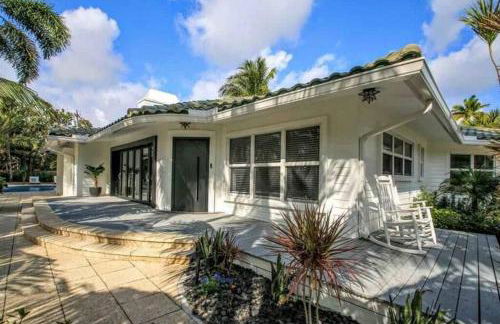 SWAYING PALM BEACH HOUSE Walk to Beach , Marina, Port, las Olas - Foto 2