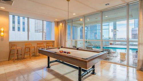 Sky Terrace DT HighRise, Gym, Pool, Parking, W-D,Golf - Foto 4