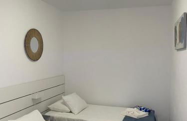 Villa LiLo Private House with Heated Pool - Foto 32