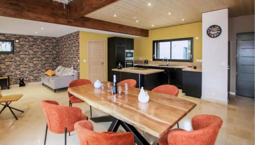 Awesome Home In Suze La Rousse - Foto 5