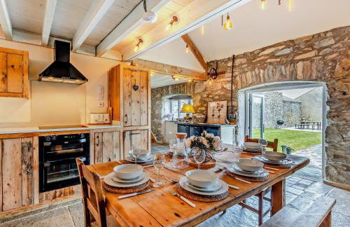 4 Bed in Llanfechell 90258 - Photo 6